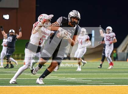 Thumbnail 2 in Guyer vs. Tomball (UIL 6A DII Semifinal) photogallery.