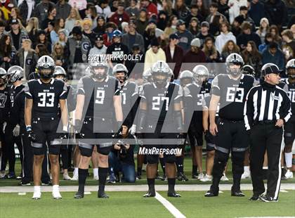 Thumbnail 1 in Guyer vs. Tomball (UIL 6A DII Semifinal) photogallery.