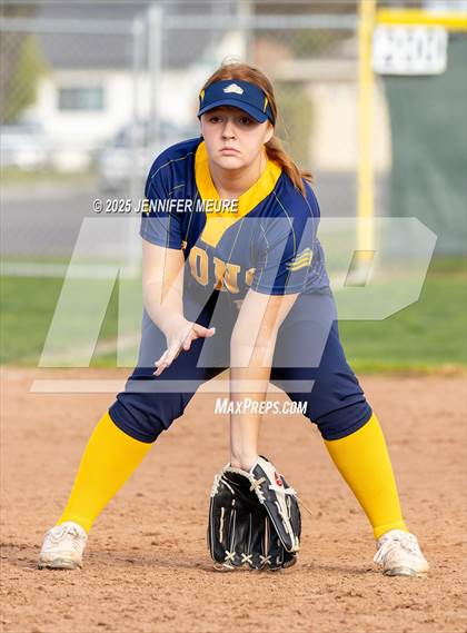 Thumbnail 2 in Big Valley Christian vs. Tracy photogallery.