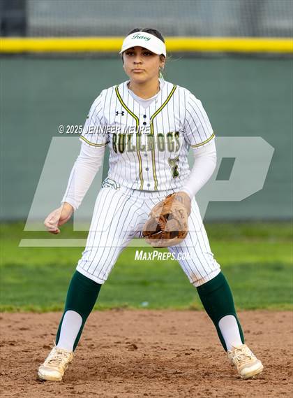 Thumbnail 3 in Big Valley Christian vs. Tracy photogallery.