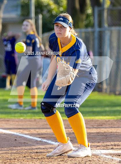 Thumbnail 2 in Big Valley Christian vs. Tracy photogallery.