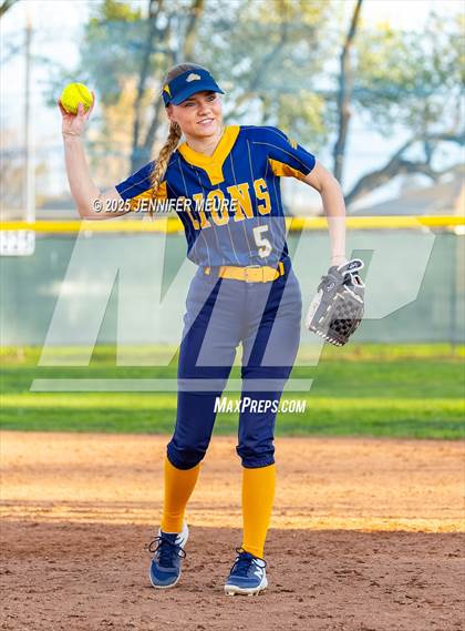 Thumbnail 2 in Big Valley Christian vs. Tracy photogallery.