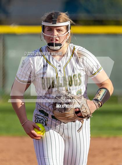 Thumbnail 3 in Big Valley Christian vs. Tracy photogallery.