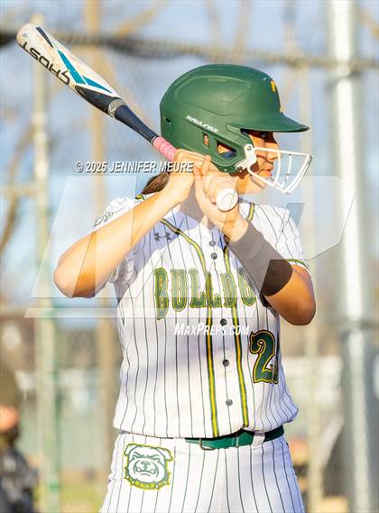 Thumbnail 2 in Big Valley Christian vs. Tracy photogallery.