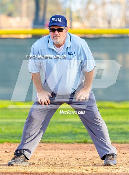 Thumbnail 3 in Big Valley Christian vs. Tracy photogallery.