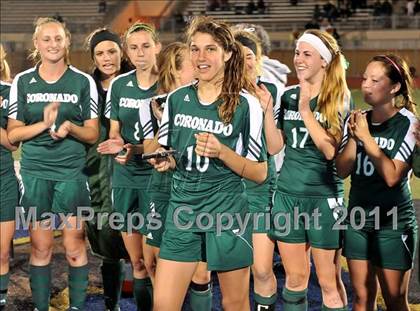 Thumbnail 2 in Coronado vs. La Jolla (CIF SoCal D2 Regional Final) photogallery.