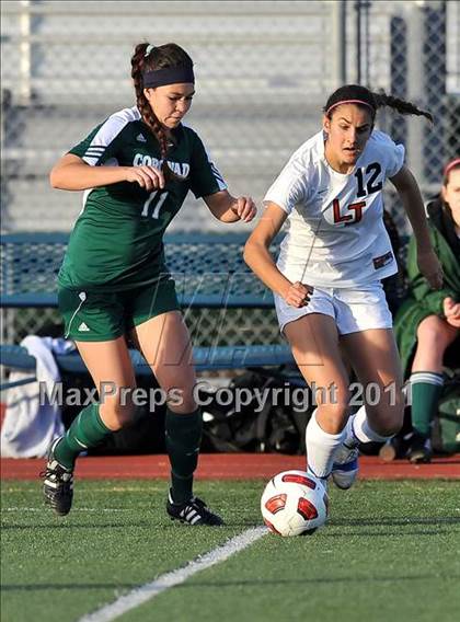 Thumbnail 2 in Coronado vs. La Jolla (CIF SoCal D2 Regional Final) photogallery.