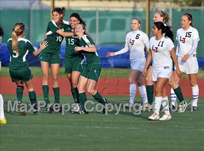 Thumbnail 2 in Coronado vs. La Jolla (CIF SoCal D2 Regional Final) photogallery.