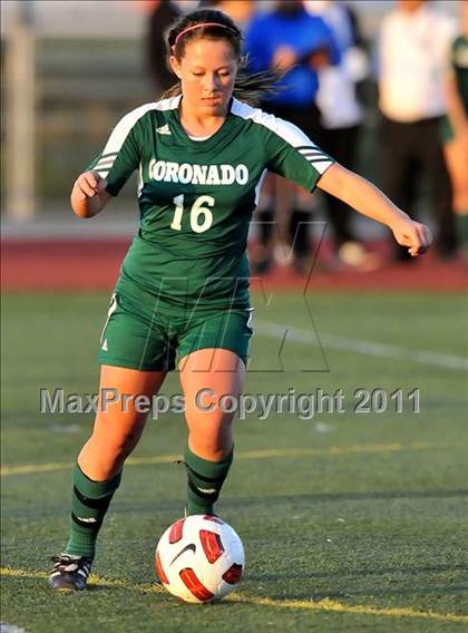 Thumbnail 3 in Coronado vs. La Jolla (CIF SoCal D2 Regional Final) photogallery.