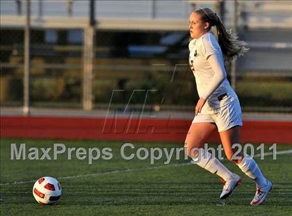 Thumbnail 1 in Coronado vs. La Jolla (CIF SoCal D2 Regional Final) photogallery.