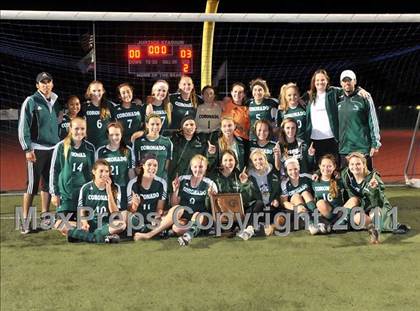 Thumbnail 2 in Coronado vs. La Jolla (CIF SoCal D2 Regional Final) photogallery.