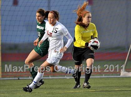 Thumbnail 3 in Coronado vs. La Jolla (CIF SoCal D2 Regional Final) photogallery.