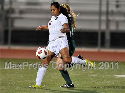 Thumbnail 1 in Coronado vs. La Jolla (CIF SoCal D2 Regional Final) photogallery.