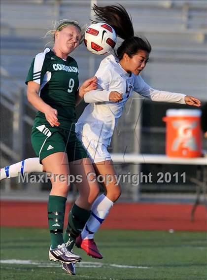 Thumbnail 2 in Coronado vs. La Jolla (CIF SoCal D2 Regional Final) photogallery.