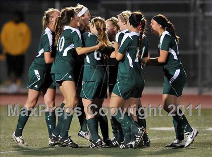 Thumbnail 3 in Coronado vs. La Jolla (CIF SoCal D2 Regional Final) photogallery.
