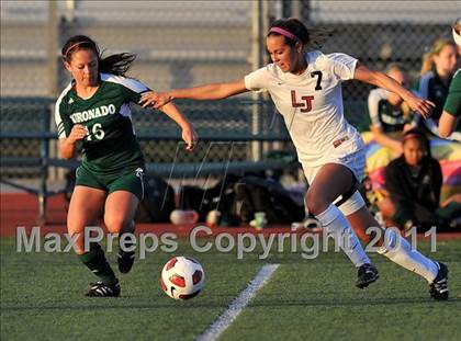 Thumbnail 3 in Coronado vs. La Jolla (CIF SoCal D2 Regional Final) photogallery.