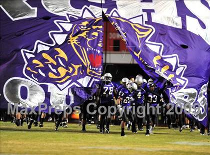 Thumbnail 2 in Los Osos vs. Rancho Cucamonga (CIF SS Playoffs) photogallery.