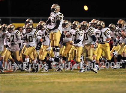 Thumbnail 3 in Los Osos vs. Rancho Cucamonga (CIF SS Playoffs) photogallery.