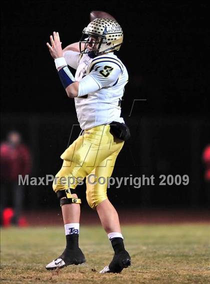 Thumbnail 3 in Los Osos vs. Rancho Cucamonga (CIF SS Playoffs) photogallery.