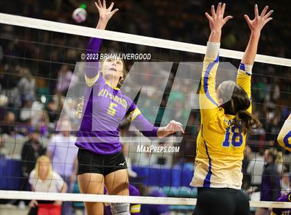 Thumbnail 3 in Weldon Valley vs. Kit Carson (CHSAA 1A Round 1) photogallery.