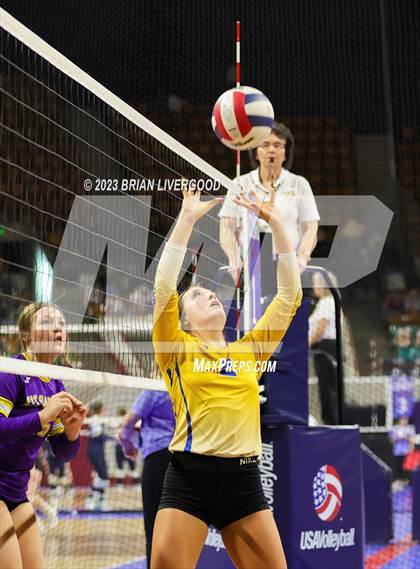 Thumbnail 3 in Weldon Valley vs. Kit Carson (CHSAA 1A Round 1) photogallery.