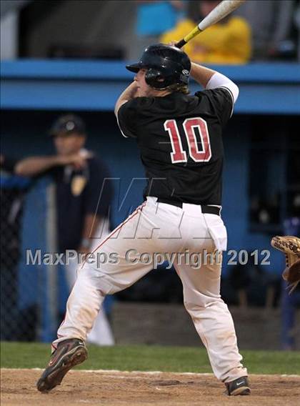 Thumbnail 3 in Victor vs. Lancaster (NYSPHSAA Class AA Regional) photogallery.