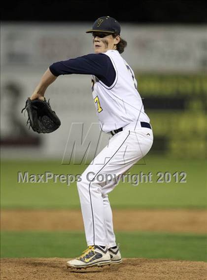 Thumbnail 1 in Victor vs. Lancaster (NYSPHSAA Class AA Regional) photogallery.