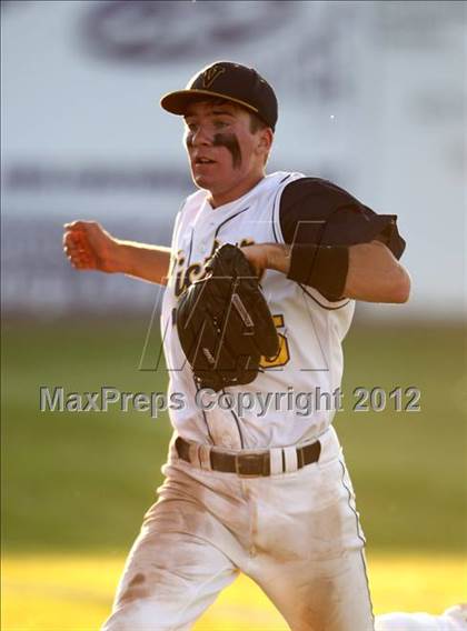 Thumbnail 3 in Victor vs. Lancaster (NYSPHSAA Class AA Regional) photogallery.