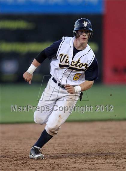 Thumbnail 3 in Victor vs. Lancaster (NYSPHSAA Class AA Regional) photogallery.