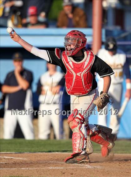 Thumbnail 3 in Victor vs. Lancaster (NYSPHSAA Class AA Regional) photogallery.