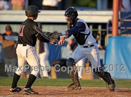 Thumbnail 3 in Victor vs. Lancaster (NYSPHSAA Class AA Regional) photogallery.