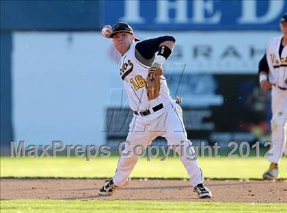 Thumbnail 3 in Victor vs. Lancaster (NYSPHSAA Class AA Regional) photogallery.