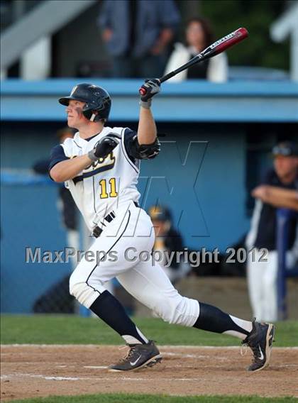 Thumbnail 2 in Victor vs. Lancaster (NYSPHSAA Class AA Regional) photogallery.