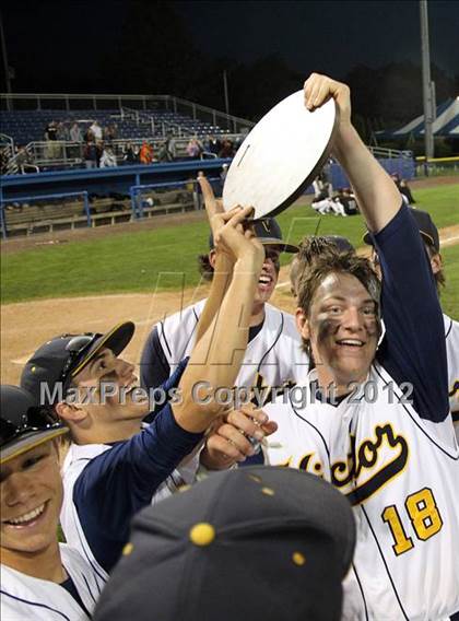 Thumbnail 3 in Victor vs. Lancaster (NYSPHSAA Class AA Regional) photogallery.