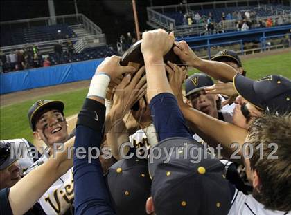 Thumbnail 2 in Victor vs. Lancaster (NYSPHSAA Class AA Regional) photogallery.