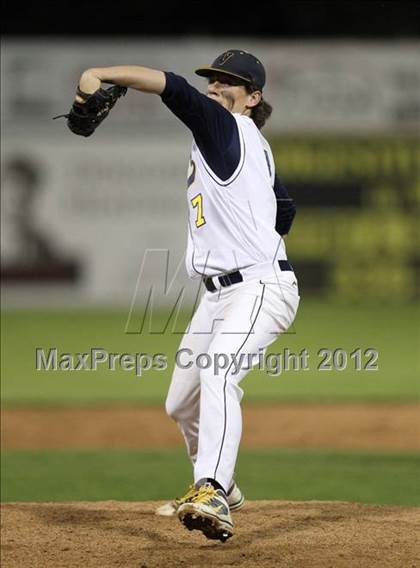 Thumbnail 1 in Victor vs. Lancaster (NYSPHSAA Class AA Regional) photogallery.