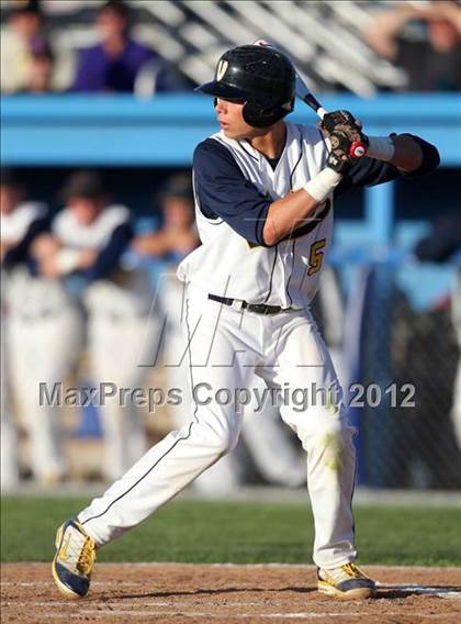 Thumbnail 2 in Victor vs. Lancaster (NYSPHSAA Class AA Regional) photogallery.