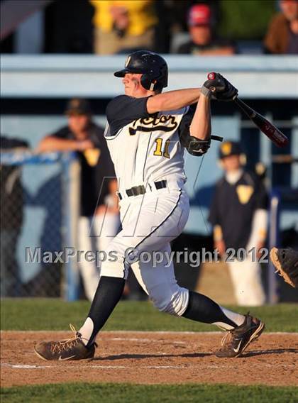 Thumbnail 2 in Victor vs. Lancaster (NYSPHSAA Class AA Regional) photogallery.