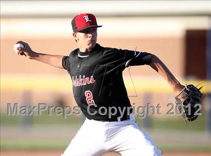 Thumbnail 3 in Victor vs. Lancaster (NYSPHSAA Class AA Regional) photogallery.