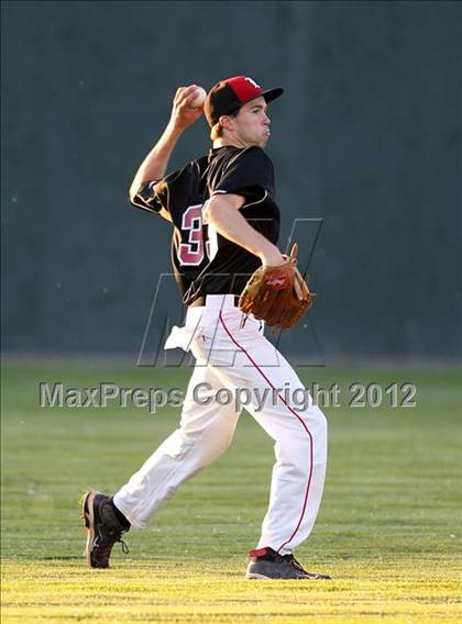 Thumbnail 3 in Victor vs. Lancaster (NYSPHSAA Class AA Regional) photogallery.
