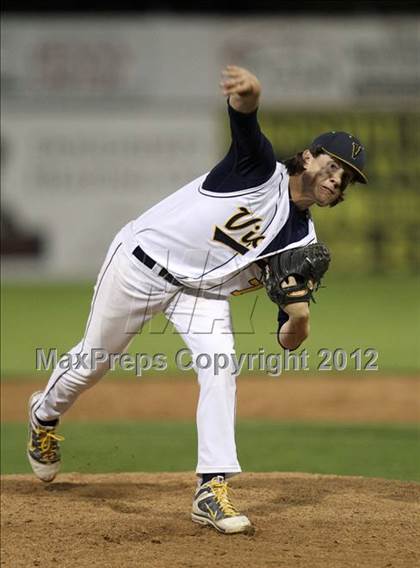 Thumbnail 1 in Victor vs. Lancaster (NYSPHSAA Class AA Regional) photogallery.