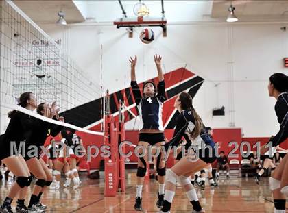 Thumbnail 2 in Chaminade @ Canyon (Molten Classic) photogallery.