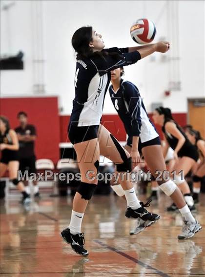 Thumbnail 1 in Chaminade @ Canyon (Molten Classic) photogallery.