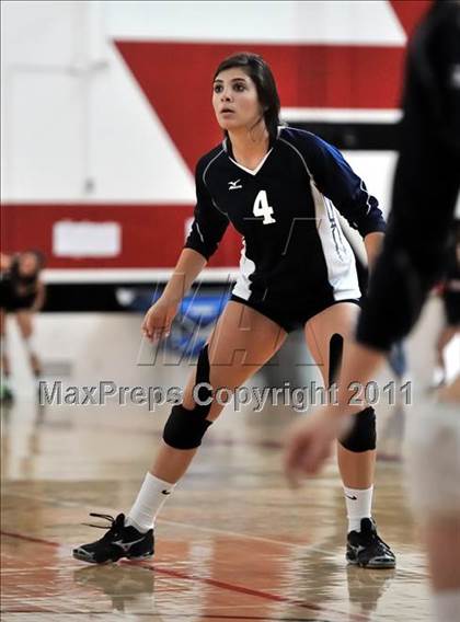Thumbnail 2 in Chaminade @ Canyon (Molten Classic) photogallery.