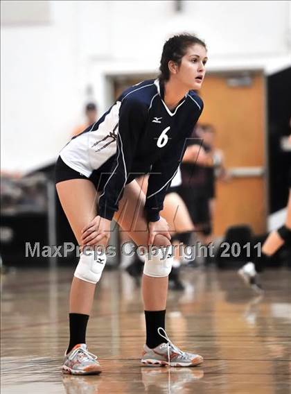 Thumbnail 2 in Chaminade @ Canyon (Molten Classic) photogallery.