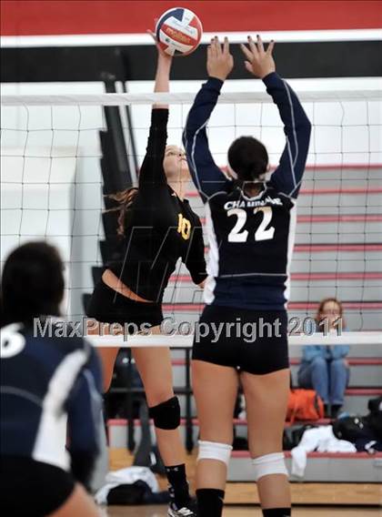 Thumbnail 2 in Chaminade @ Canyon (Molten Classic) photogallery.