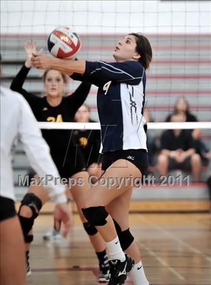 Thumbnail 1 in Chaminade @ Canyon (Molten Classic) photogallery.