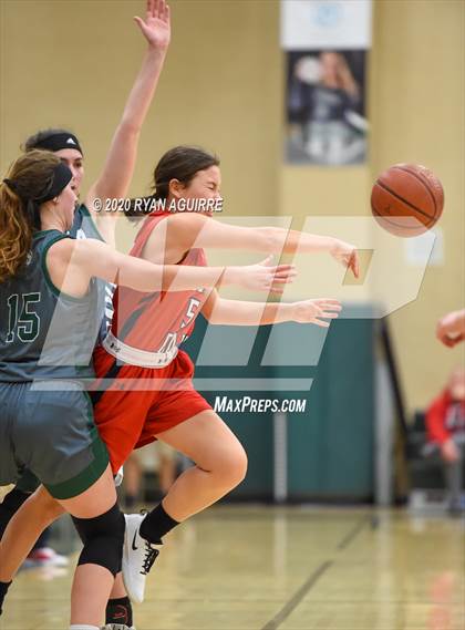 Thumbnail 1 in Great Oak @ Murrieta Mesa photogallery.