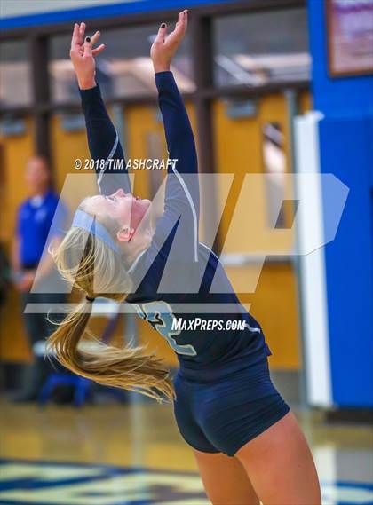 Thumbnail 2 in Franklin County vs Lawrenceburg photogallery.