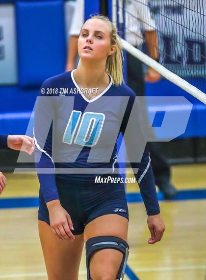 Thumbnail 2 in Franklin County vs Lawrenceburg photogallery.